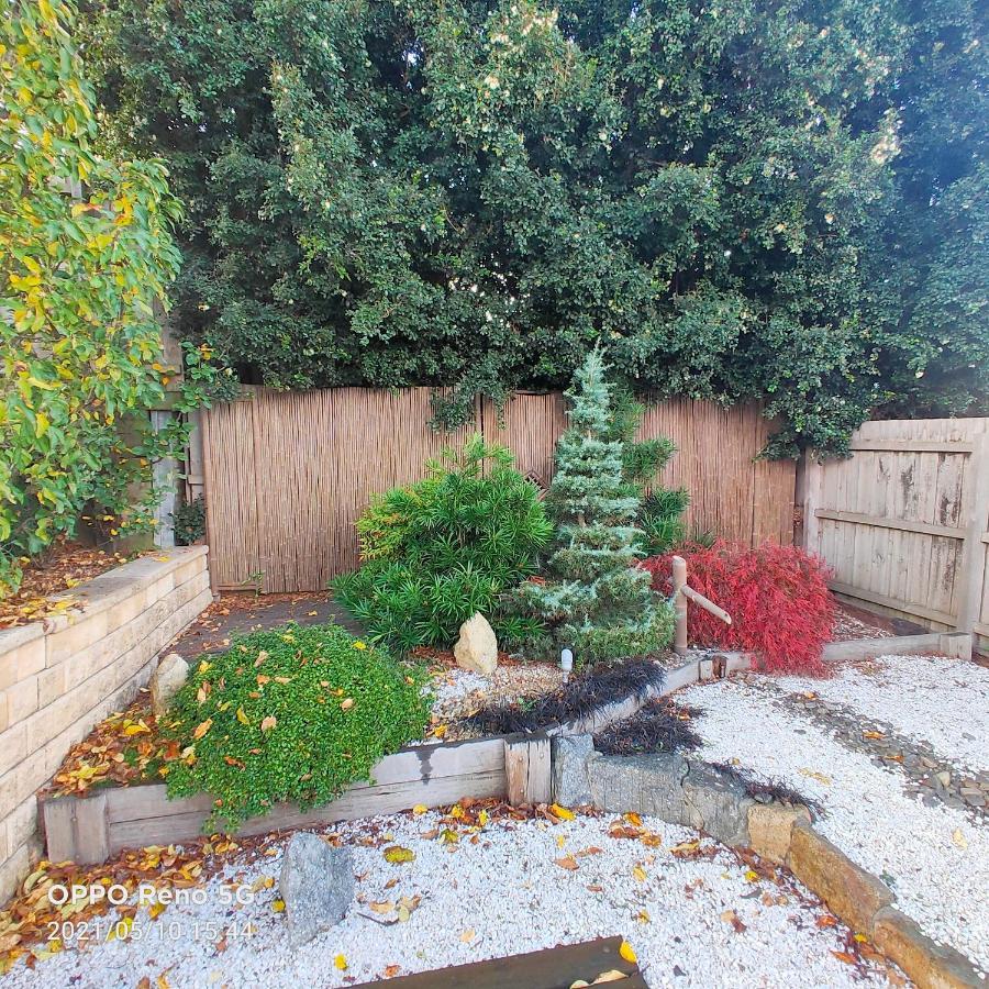 Japanese Bonsai Garden 2 Rooms Narre Warren Eksteriør bilde